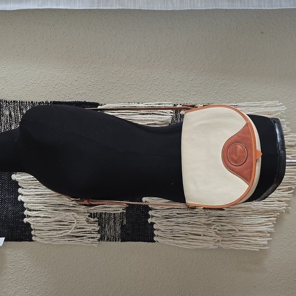 Dooney and Bourke vintage equestrian style bag - Picture 11 of 17